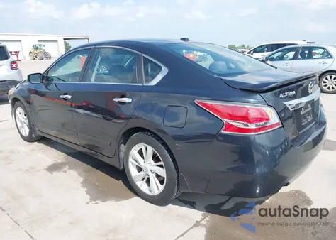 2015 Nissan Altima 2.5 S из США, поврежденный, VIN 1N4AL3AP3FN863840